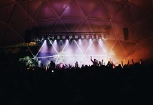 “In Orbit v.5” και ραντεβού στον Θόλο